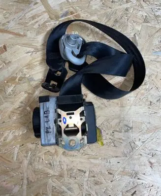 Volkswagen Bora Front seatbelt 1J4857706H 65432 33004403
