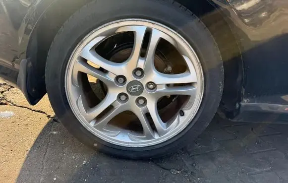 Hyundai ix35 R17 alloy rim 