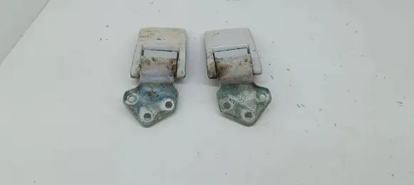 Volkswagen Transporter - Caravelle T5 Rear door upper hinge 7H0827151