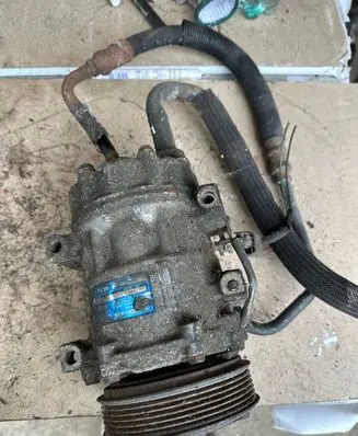 Volvo V50 Air conditioning (A/C) compressor (pump) 3M5H19D629 71902524