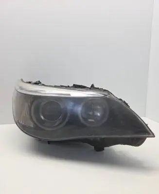 BMW 5 E60 E61 Headlight/headlamp 15872400