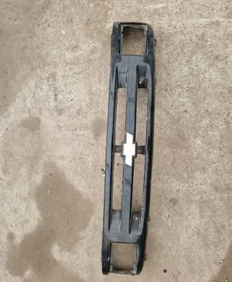 Chevrolet Blazer Front grill