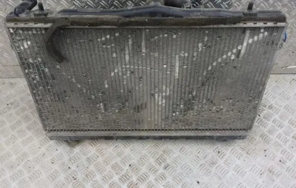 Hyundai Lantra II Coolant radiator