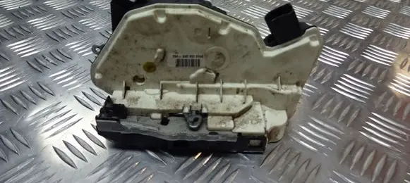 Seat Ibiza IV (6J,6P) Front door lock 5N2837015A