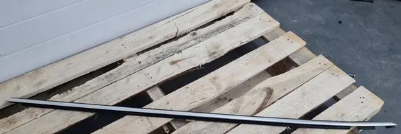 Audi S5 F5 Front door glass trim molding 8W6853284 S62010000