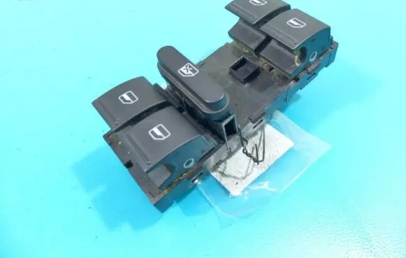 Volkswagen PASSAT B7 Electric window control switch 1K4959857C IMPRK1197131