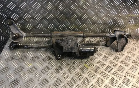 Toyota RAV 4 (XA20) Front wiper linkage and motor 8511042110