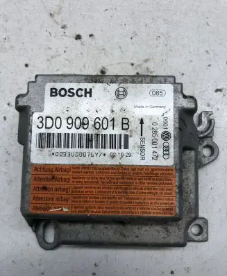 Volkswagen Touareg I Airbag control unit/module 3D0909601B 285001472