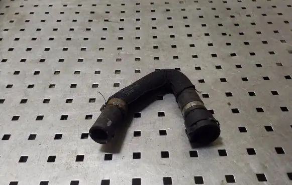 Audi Q7 4L Engine coolant pipe/hose 7L8121157D