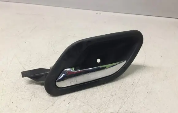 BMW 5 E39 Front door interior handle 8125513