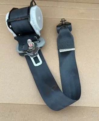 Honda Stream Third row seat belt 0430059
