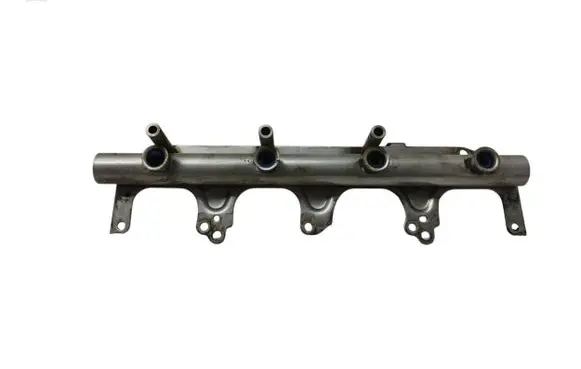 Volkswagen PASSAT B6 Fuel main line pipe 06F133317