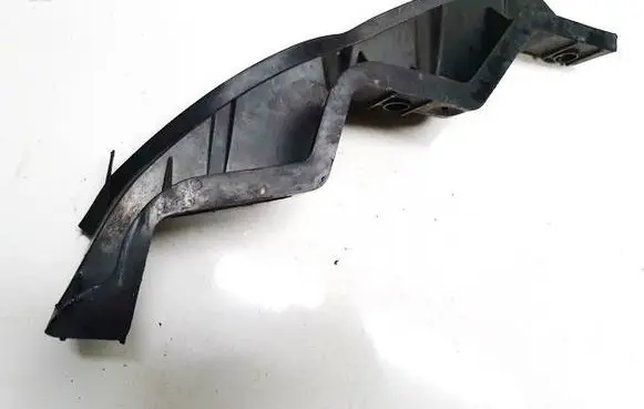 Volkswagen PASSAT B6 Front bumper mounting bracket 3c0807890