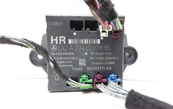 Mercedes-Benz C W204 Door control unit/module A2048207885