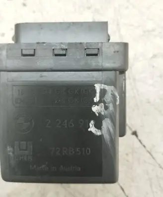 BMW 5 E39 Glow plug pre-heat relay 2246916 72RB510