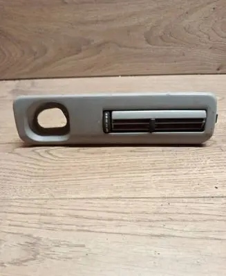 Mercedes-Benz Vito Viano W639 Dashboard side air vent grill/cover trim A6398300854