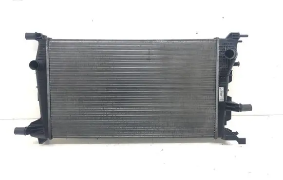 Coolant radiator