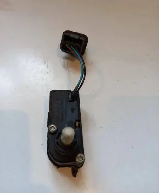 Audi A6 S6 C5 4B Headlight level adjustment motor 0307853303