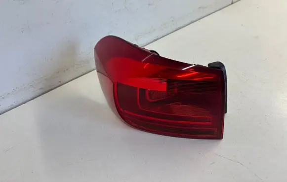 Volkswagen Tiguan Rear/tail lights 178033 178933