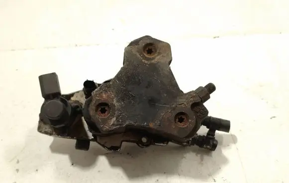 Mercedes-Benz E W211 Fuel injection high pressure pump A6480700001 0400389 0445010078