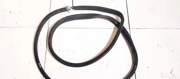 Opel Meriva A Rubber seal front coupe door 