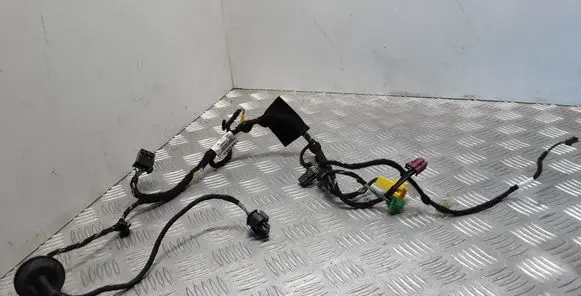 Mercedes-Benz C AMG W204 Front door wiring loom A2044400605