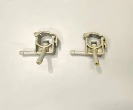 Mercedes-Benz C W204 Fuel injector supply line/pipe 