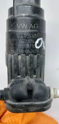 Skoda Octavia Mk3 (5E) Windscreen/windshield washer pump 1K6955651 SG712V 010816