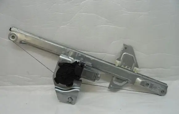 Peugeot Partner Front door window regulator with motor 9680557880
