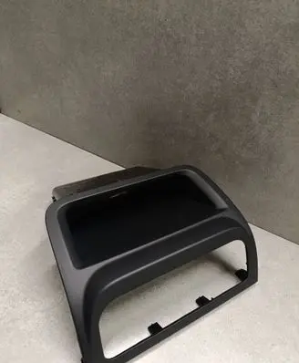 Volkswagen Tiguan Climate control/heater control trim 5M0819422