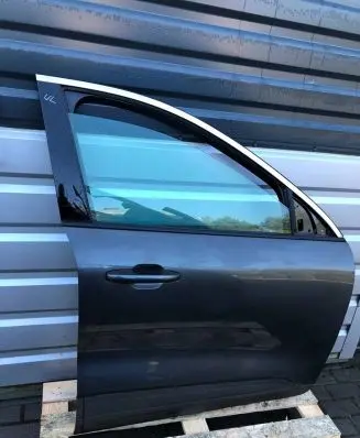 Ford Kuga III Front door