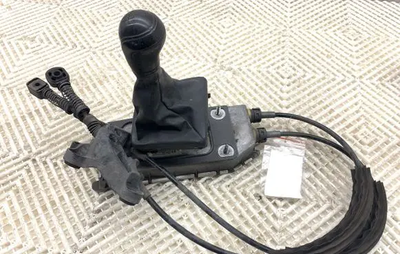 Seat Ibiza IV (6J,6P) Gear shift rod 6Q0711049CG