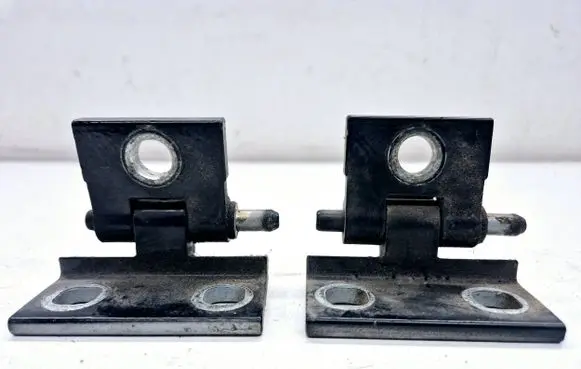 Volvo V70 Rear door hinge set 