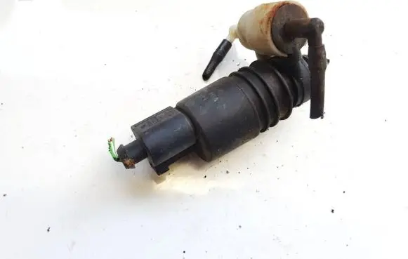 Volkswagen Golf IV Windscreen/windshield washer pump 1j0973722
