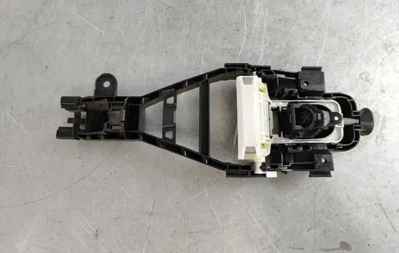 Volvo C40 Front door exterior handle/bracket 30747096