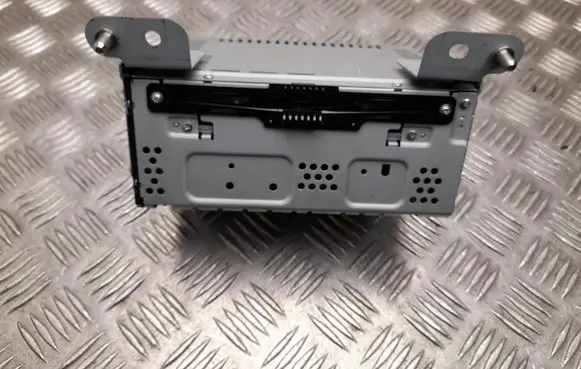 Ford S-MAX Radio/CD/DVD/GPS head unit EM2T19C107HJ