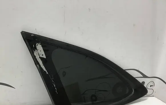 Subaru Outback (BT) Rear side window