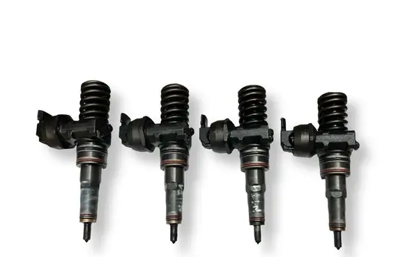 Volkswagen Golf IV Fuel injector 0414720039 038130073AL