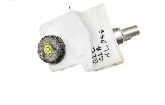 Master brake cylinder