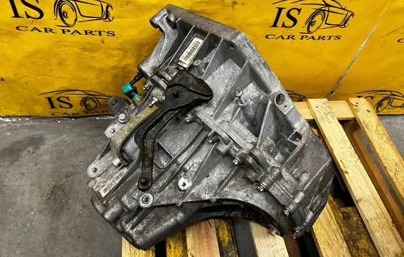Renault Megane IV Manual 5 speed gearbox 320100000R
