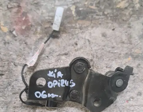 KIA Opirus Tailgate/trunk/boot lock/catch/latch