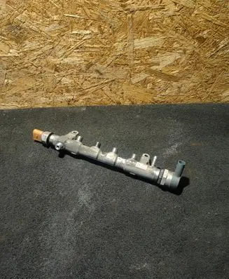 Volkswagen Eos Fuel main line pipe 03L089M
