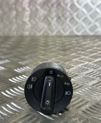 Volkswagen Polo VI Light switch 5G0941431R