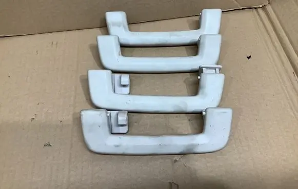 Land Rover Range Rover Sport L320 A set of handles for the ceiling EDP000031 168000270
