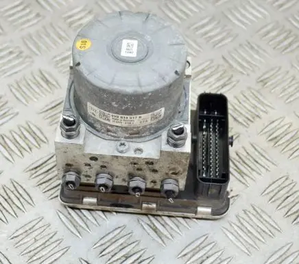 Audi A3 S3 8V ABS Pump 10062535071 8V0614517B