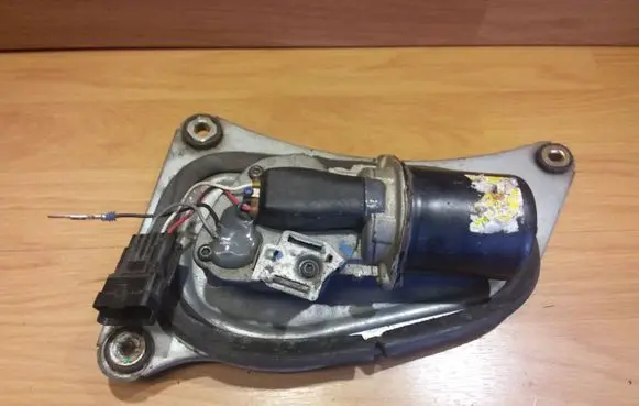 Renault Laguna I Wiper motor 8200000526 54508311