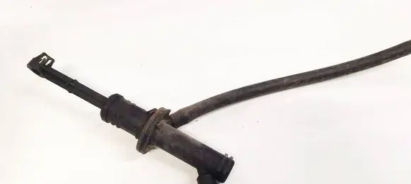 Renault Kangoo II Clutch master cylinder 8200492742