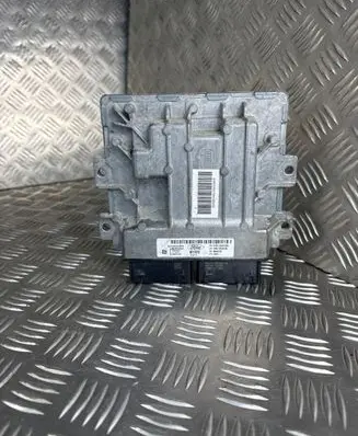 Ford Kuga II Engine control unit/module A2C39330400 A2C95192000 FV4A12A650ARA