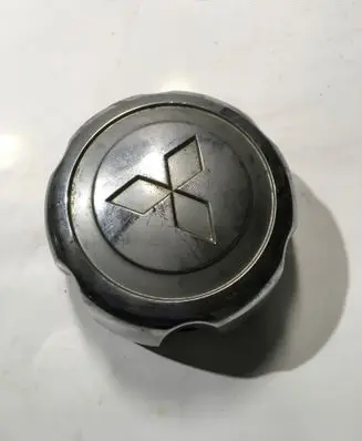 Mitsubishi L200 Original wheel cap 085618BM