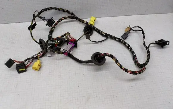 Skoda Octavia Mk2 (1Z) Front door wiring loom 1Z0120H